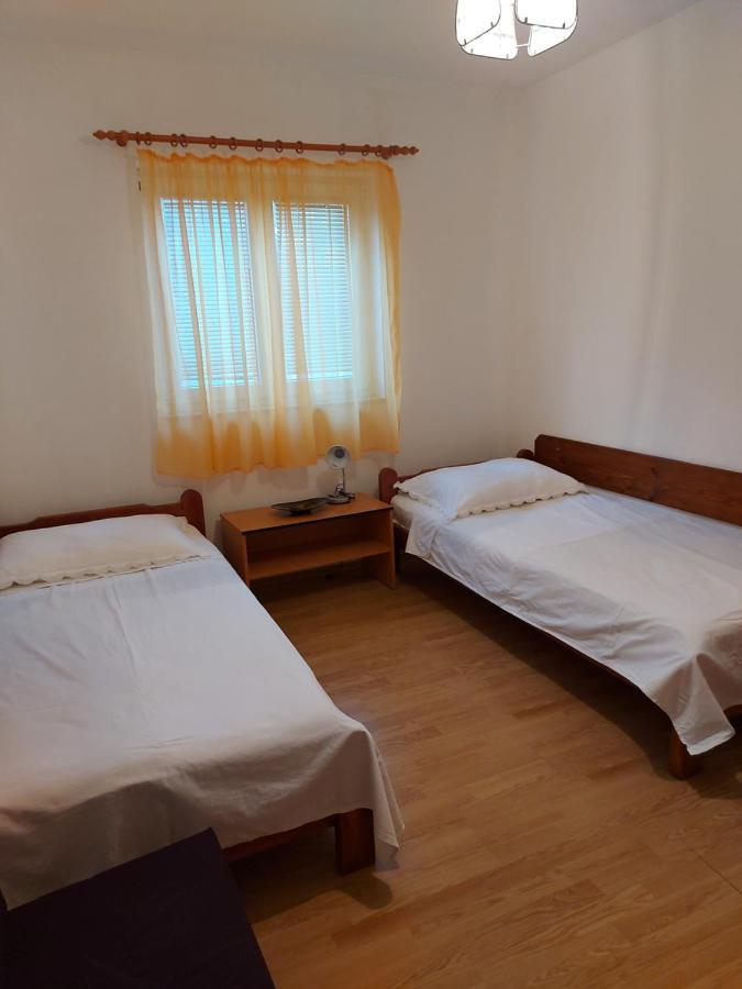 Apartmani Tatjana Округ-Горній Екстер'єр фото