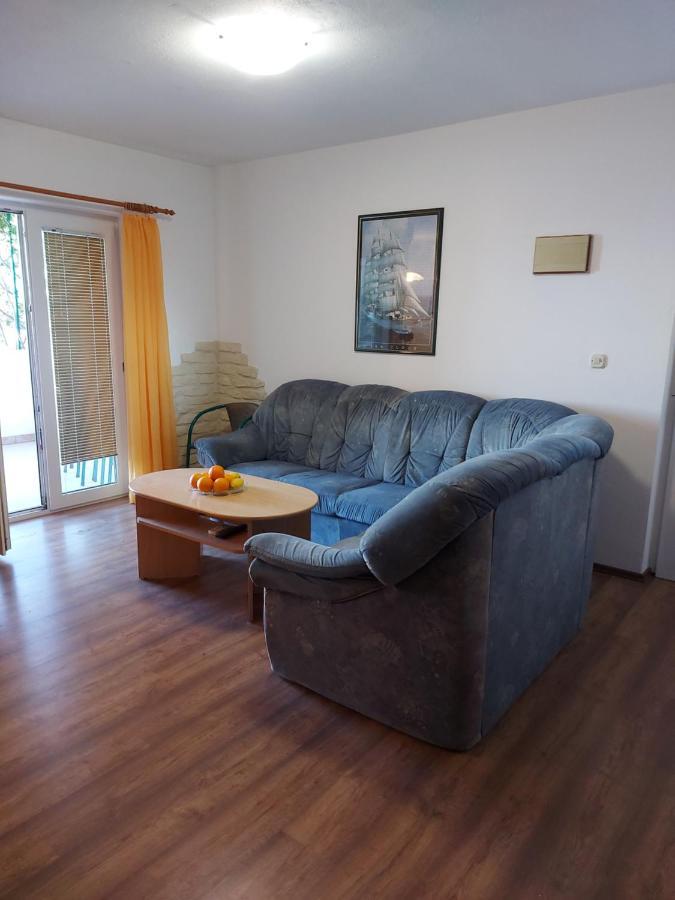Apartmani Tatjana Округ-Горній Екстер'єр фото