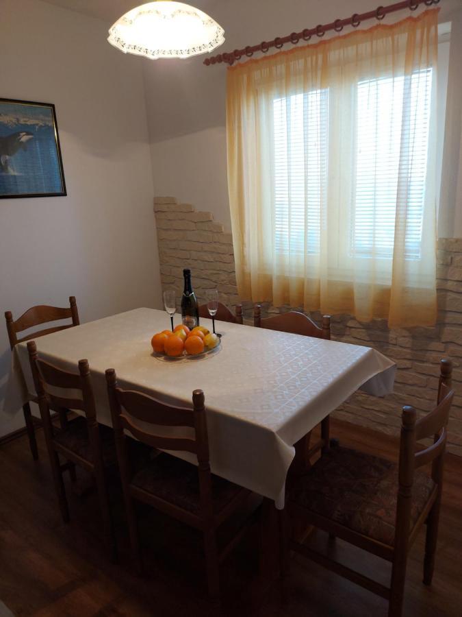 Apartmani Tatjana Округ-Горній Екстер'єр фото